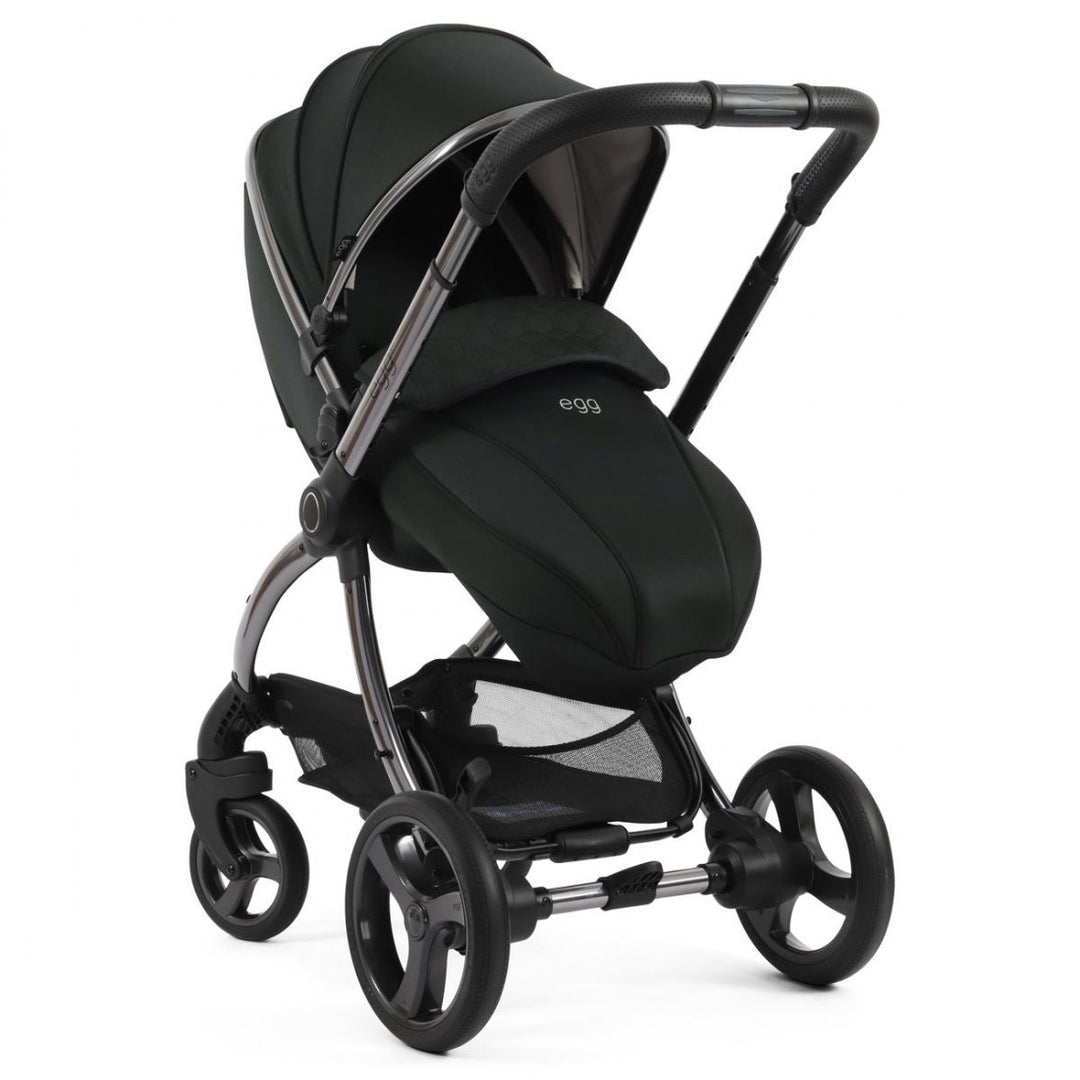 egg 3 Luxury Cloud T i-Size Travel System Bundle - Black Olive