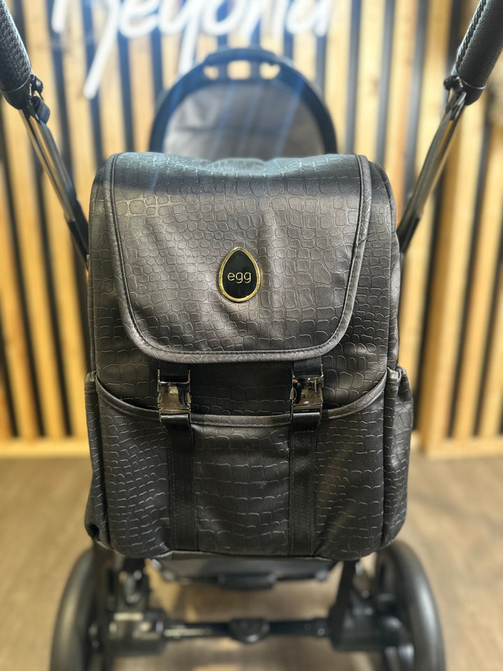 PRE LOVED egg2 Travel System - Jurassic Gold