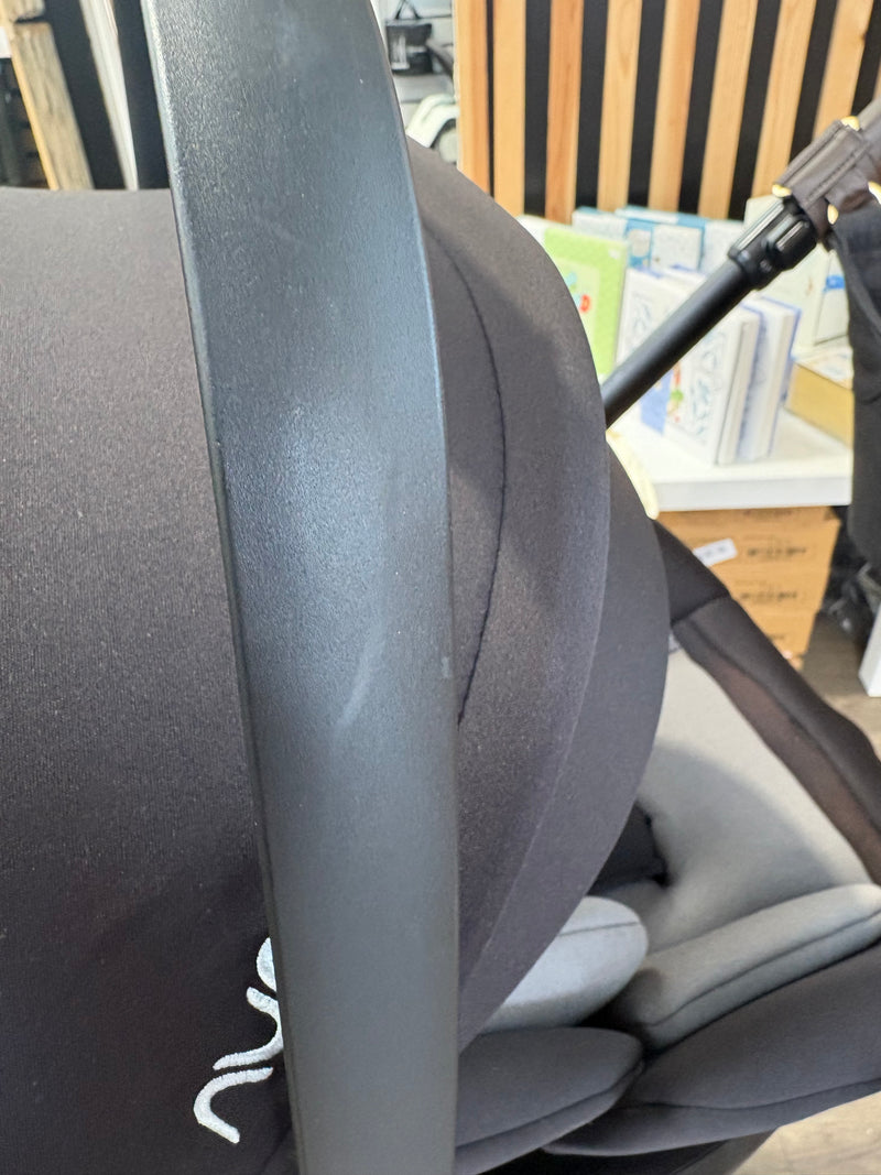 PRE LOVED Nuna Mixx Travel System - Caviar