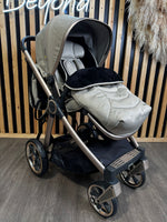 PRE LOVED Oyster 3 Pram & Pushchair - Creme Brulee