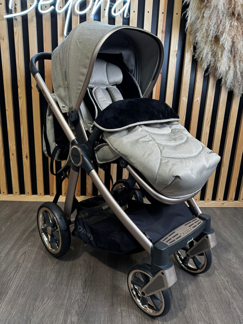 PRE LOVED Oyster 3 Pram & Pushchair - Creme Brulee