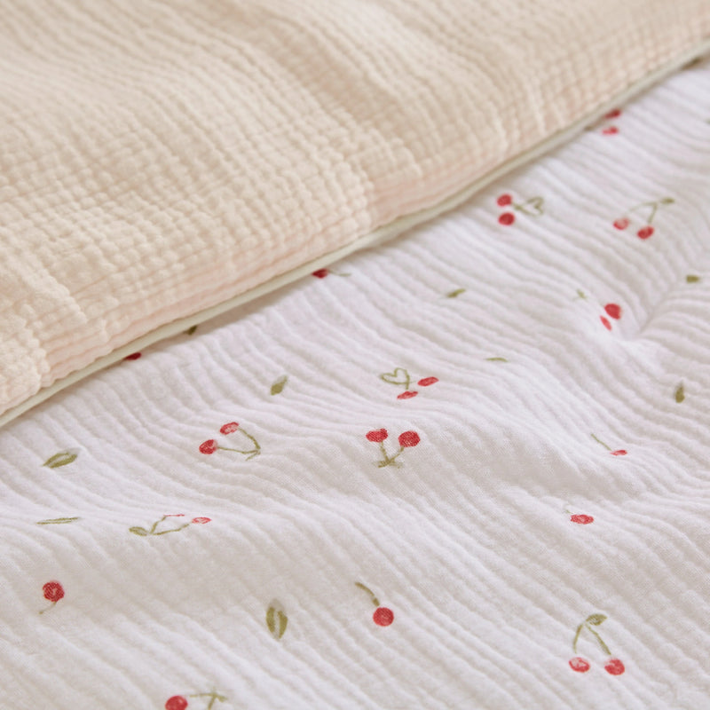 CuddleCo Cot Bed Quilt - Ditsy Cherry
