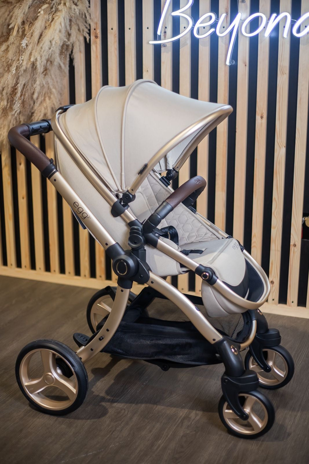 EX DISPLAY egg2 Pram & Pushchair - Feather