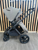 EX DISPLAY Venicci Upline2 2-in-1 Travel System - Powder SE