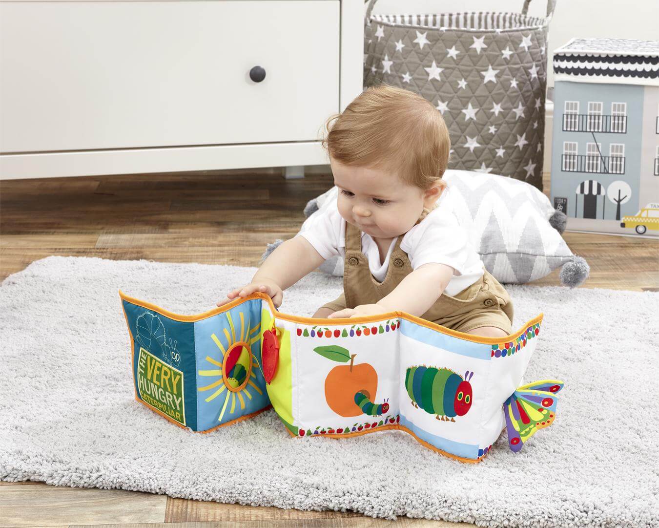 The Very Hungry Caterpillar Unfold & Discover Book