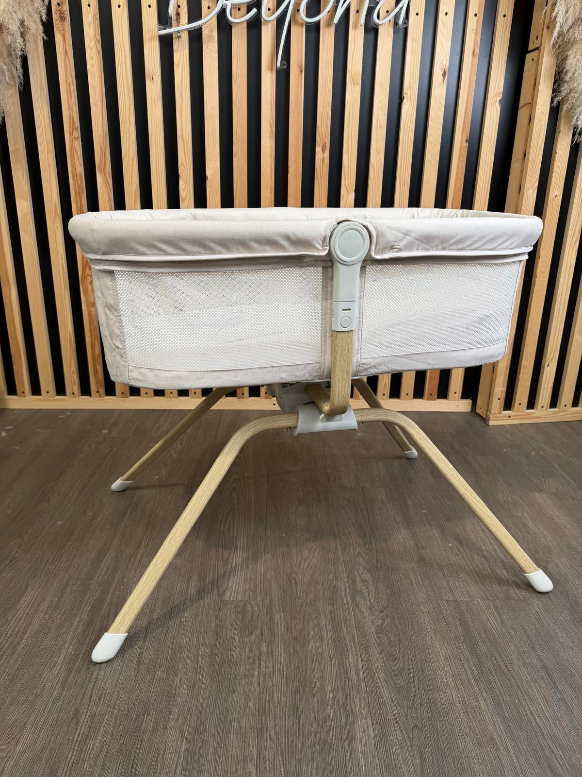OPEN BOX Babymore Air Motion Gliding Crib w/ Reflux Wedge