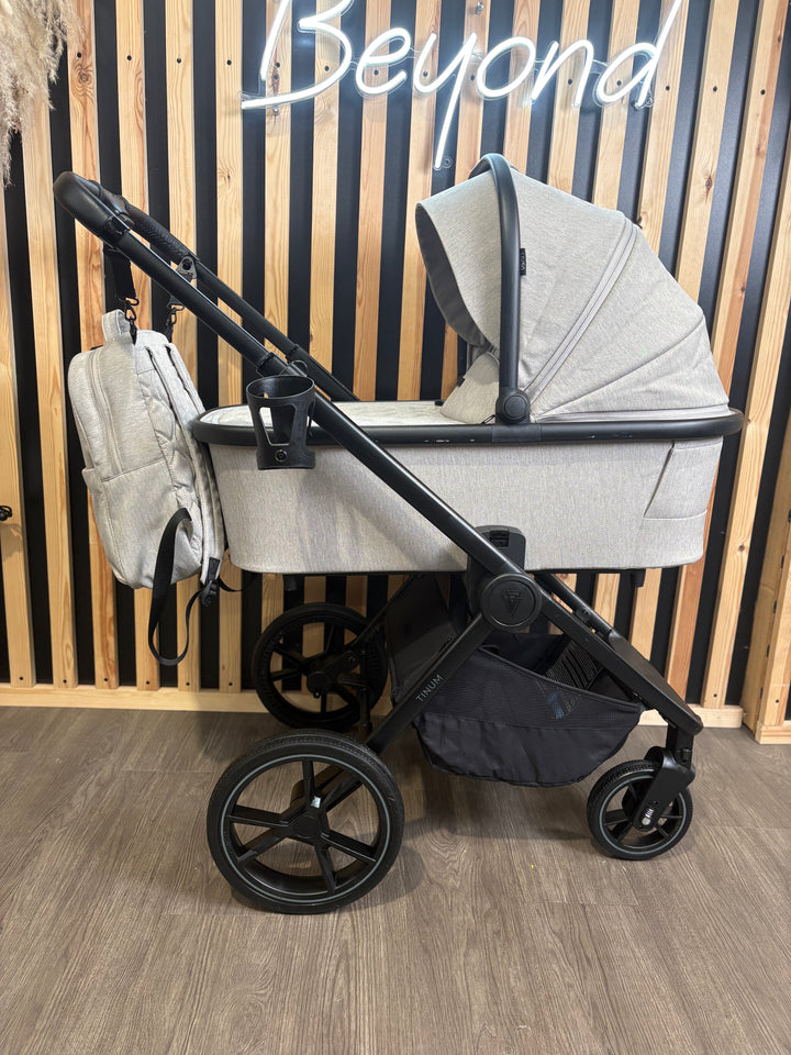 PRE LOVED Venicci Tinum Edge 2in1 Travel System - Dust