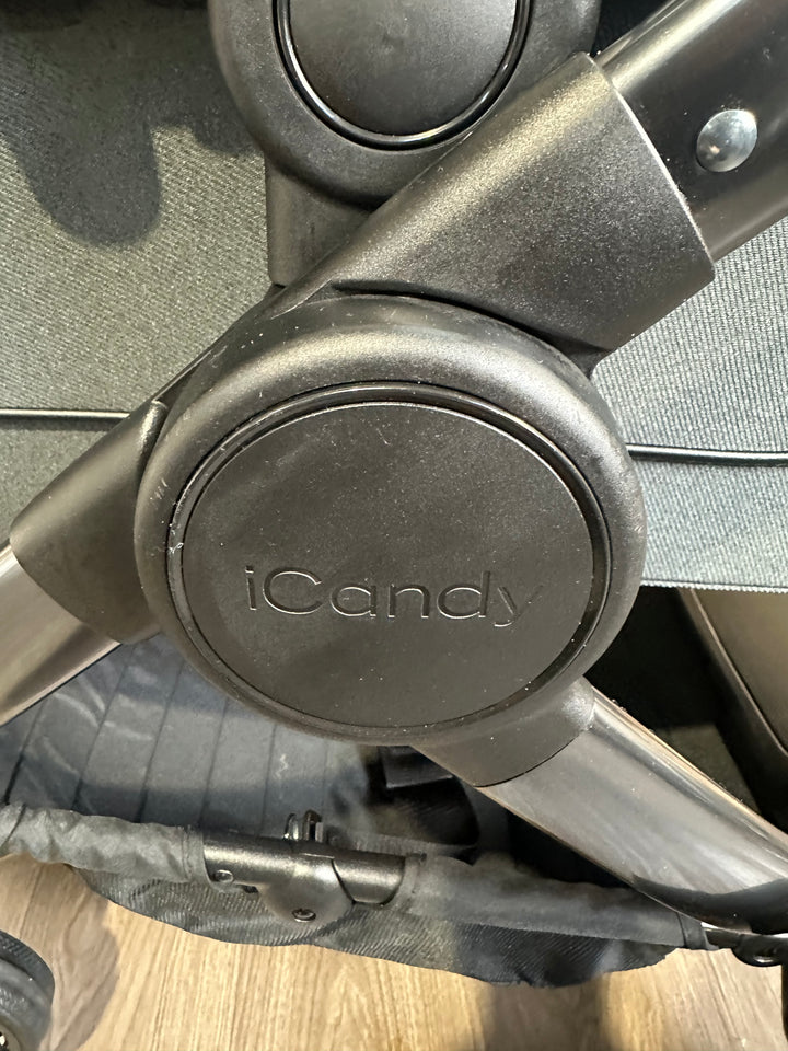 PRE LOVED iCandy Peach 7 Travel System - Dark Grey