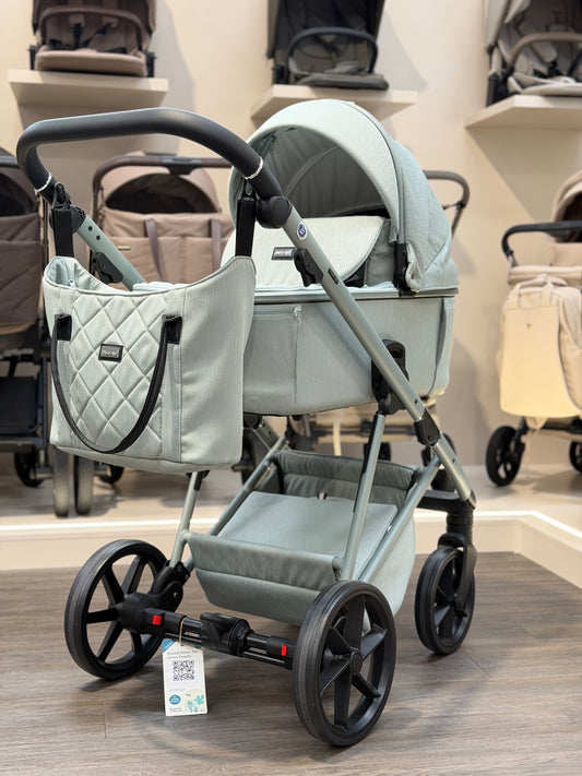 EX DISPLAY Mee-Go Milano Natura 2-in-1 Travel System – Mint