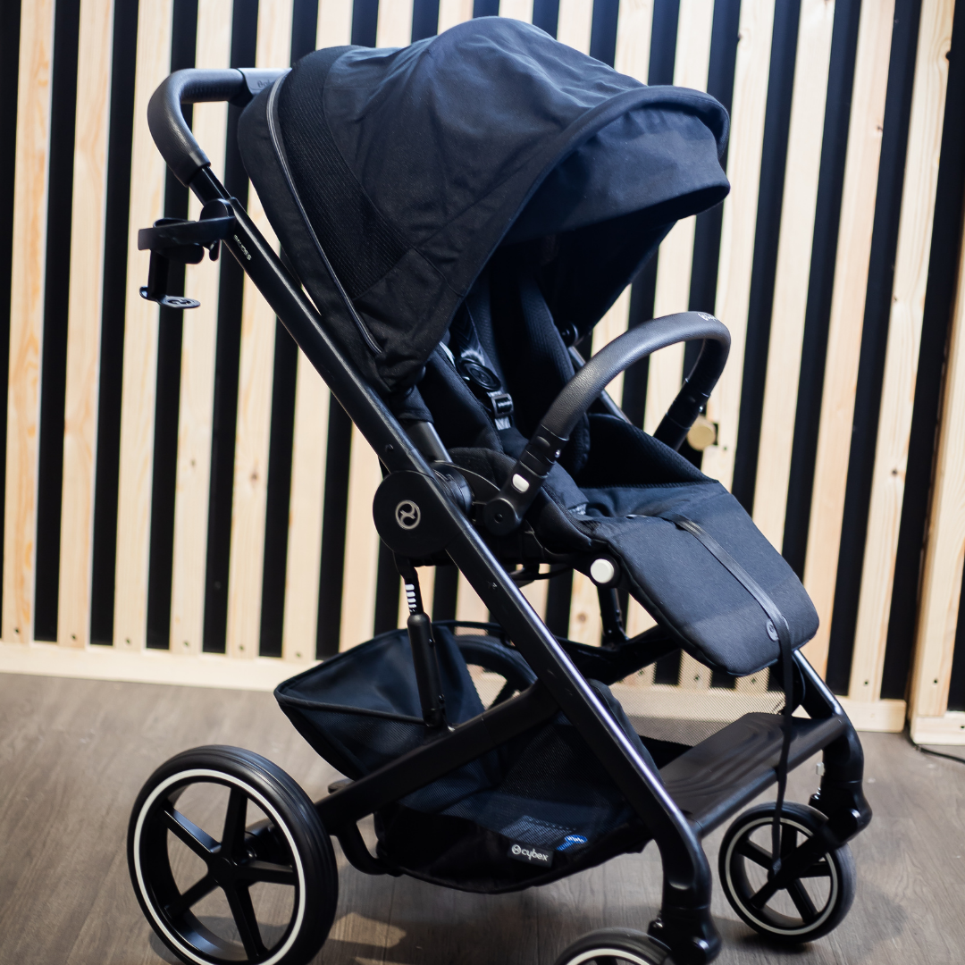 PRE LOVED Cybex Balios S Lux Pram & Pushchair - Black