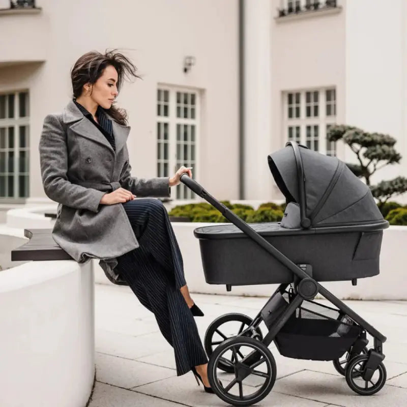 Venicci Tinum Edge 2in1 Pram System - Charcoal