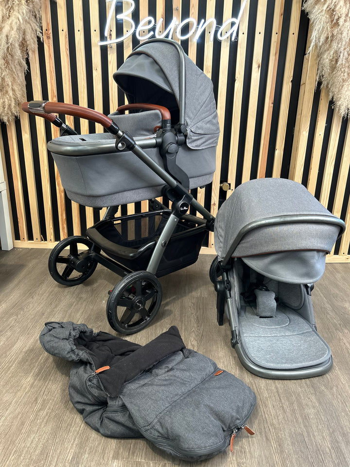 PRE LOVED Silver Cross Wave Pram + Pushchair - Zinc