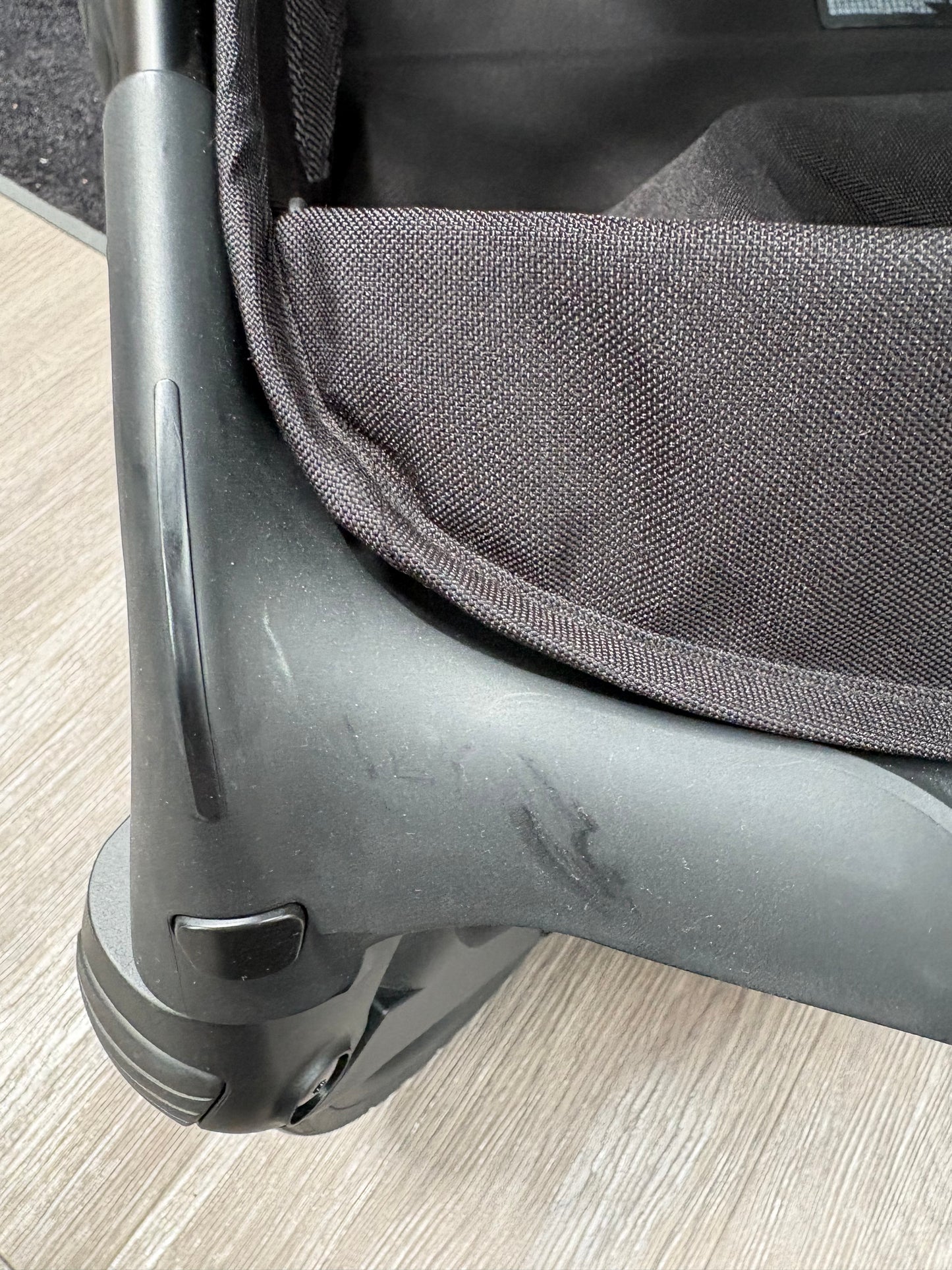 EX DISPLAY Bugaboo Fox 5 Renew Complete Pushchair - Forest Green