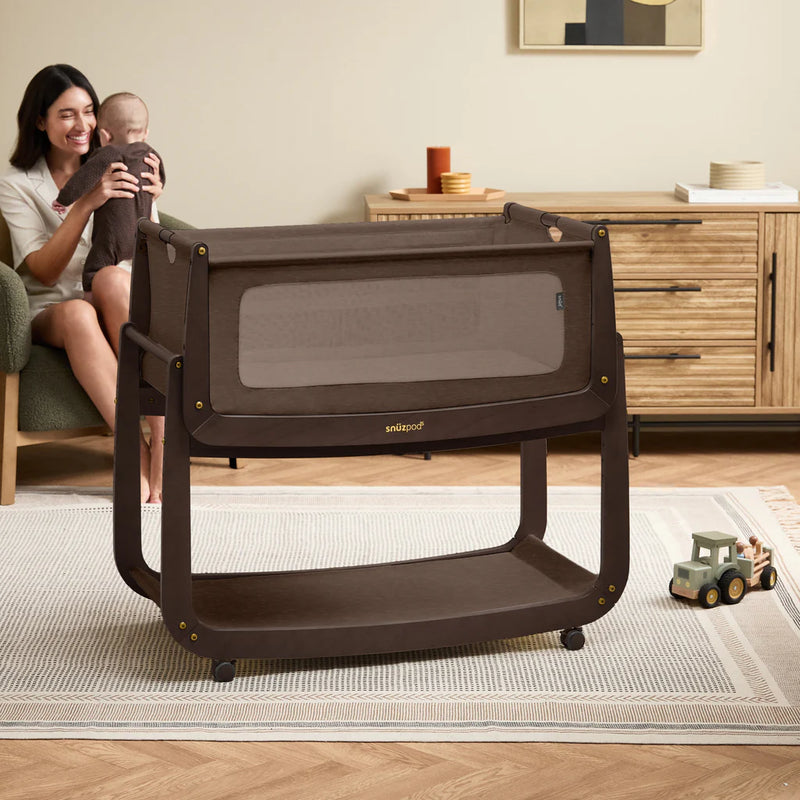 SnuzPod5 Bedside Crib - Chocolate