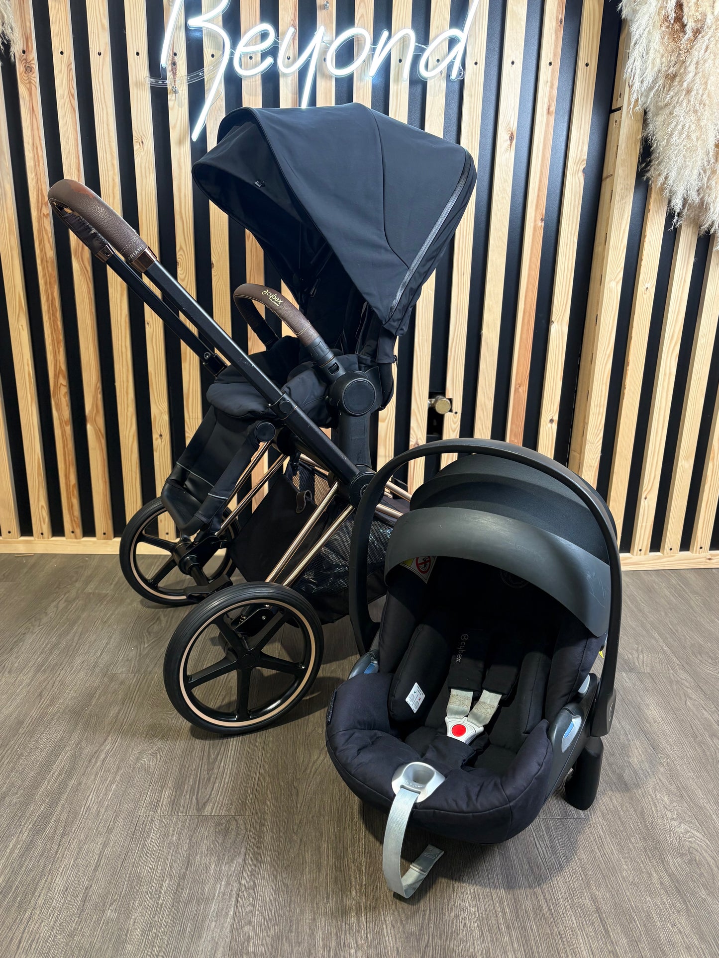 PRE LOVED Cybex Priam 3in1 Travel System + EX DISPLAY COT LUX - Sepia Black on Rose Gold