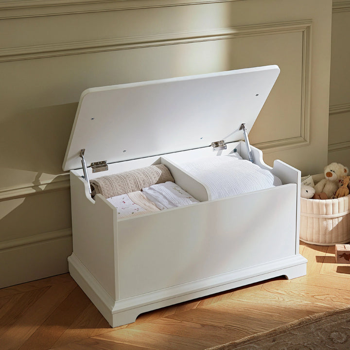CuddleCo Beaumont Storage Box & Cushion Set - White