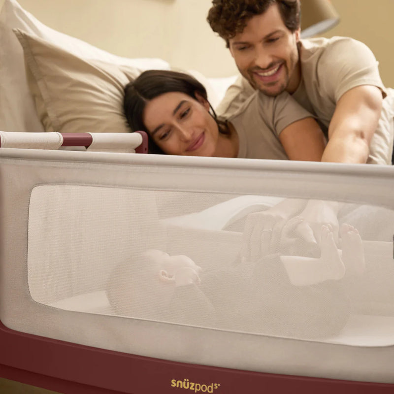 SnuzPod5 Bedside Crib - Rouge