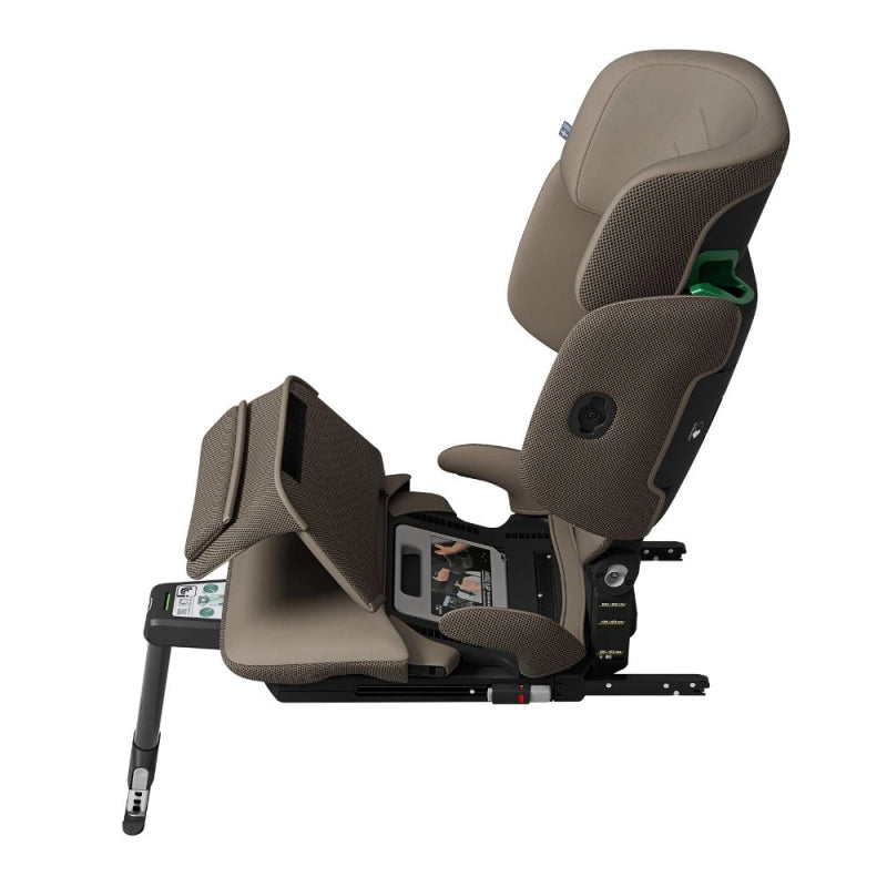 Axkid UP Car Seat - Driftwood Beige + FREE FOOTREST WORTH £50!