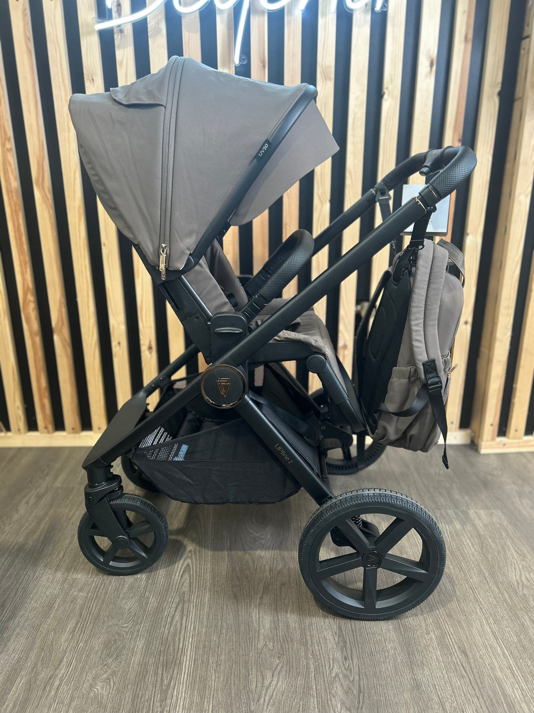 EX DISPLAY Venicci Upline2 3-in-1 Travel System - Brownie