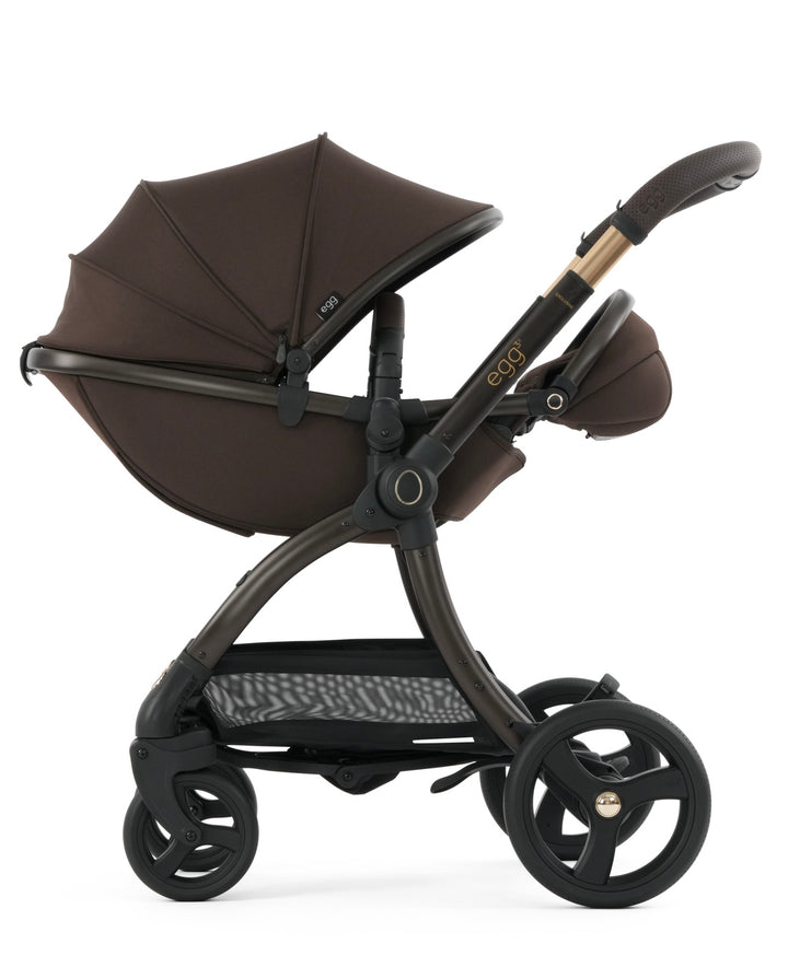 egg3 Luxury Maxi-Cosi Cabriofix i-Size Travel System Bundle - AINR Exclusive Turkish Coffee