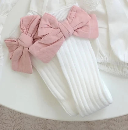 Nunubebe Anna Bundle - Romper, Socks & Hairband Set