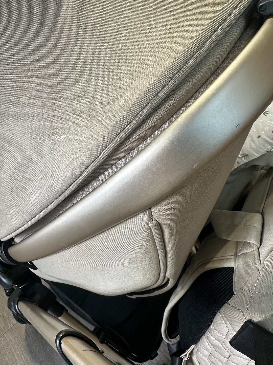 PRE LOVED egg2 Travel System - Feather