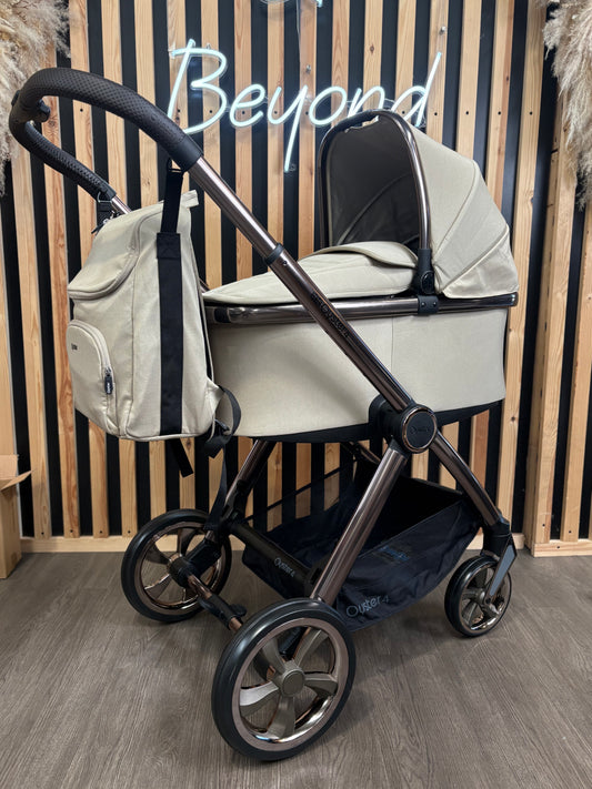 PRE LOVED Babystyle Oyster4 2-in-1 Travel System - Buttermilk