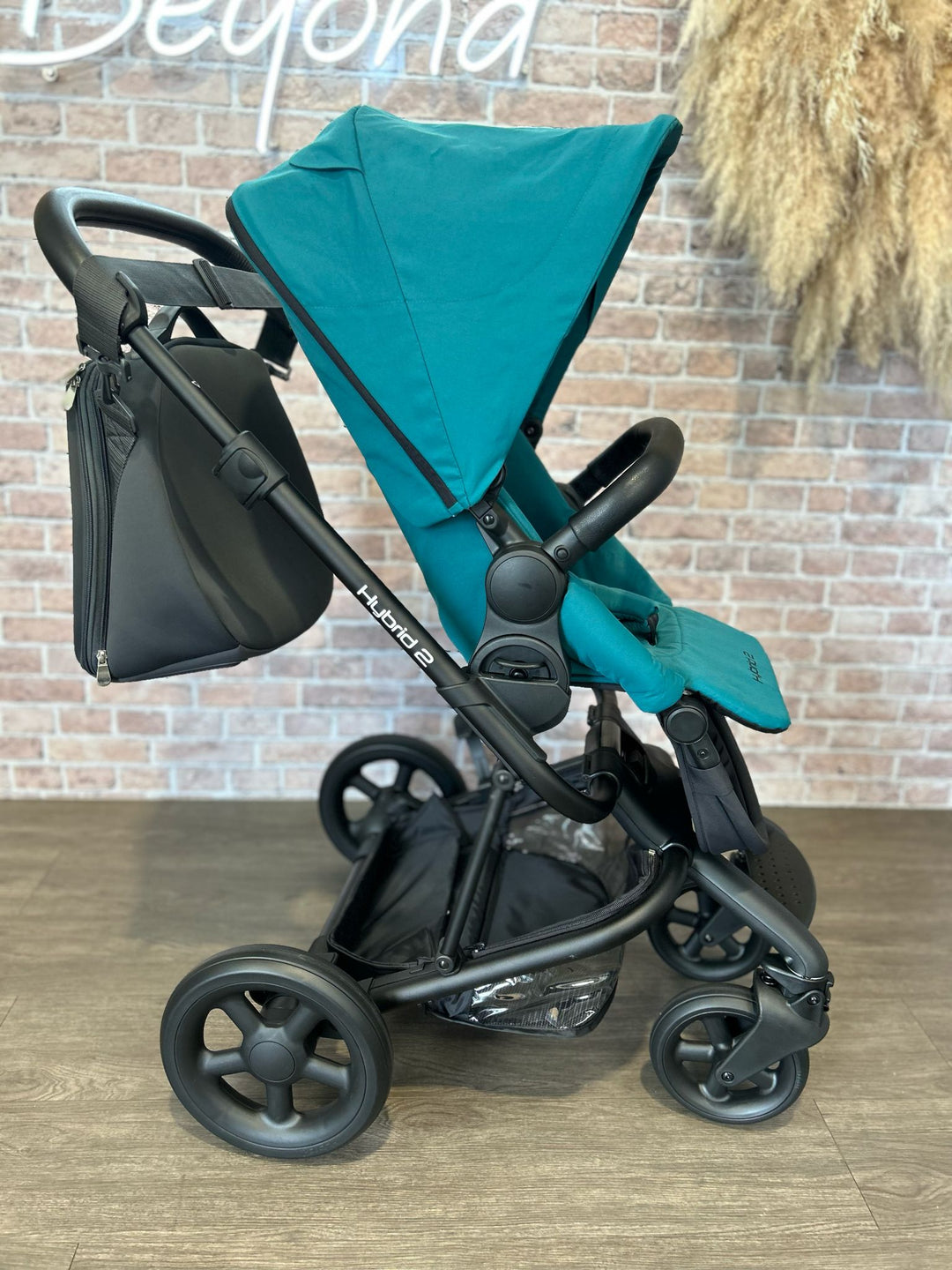 Babystyle Hybrid 2 Stroller 5 Piece Bundle - Lagoon