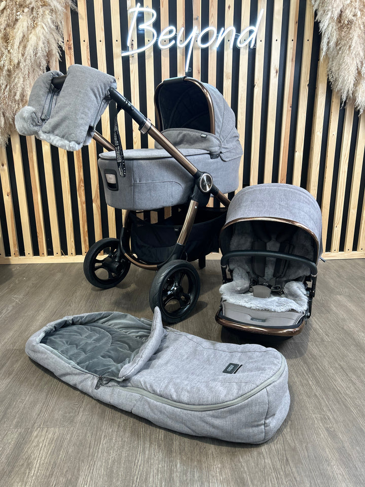 PRE LOVED Mamas & Papas Ocarro Travel System - Simply Lux