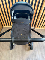 PRE LOVED Venicci Tinum Upline 2-in-1 Travel System - All Black