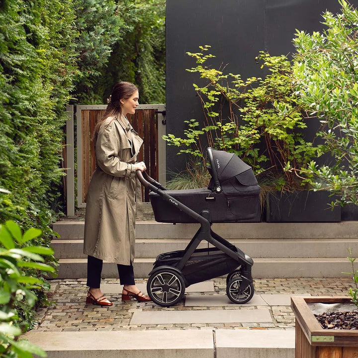 Nuna DEMI Next, PIPA NEXT + Accessory Travel System- Caviar