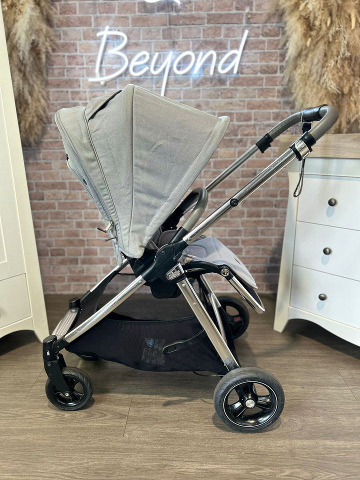 PRE LOVED Mamas & Papas Flip XT3 Travel System - Skyline Grey