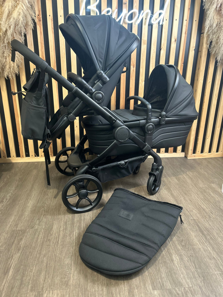 EX DISPLAY iCandy Peach 7 Double Pushchair Bundle - Studio
