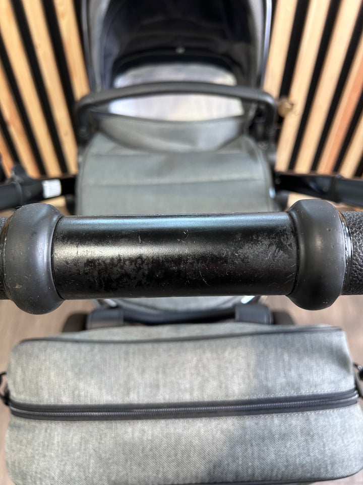 PRE LOVED iCandy Peach 6 Travel System - Dark Grey Twill