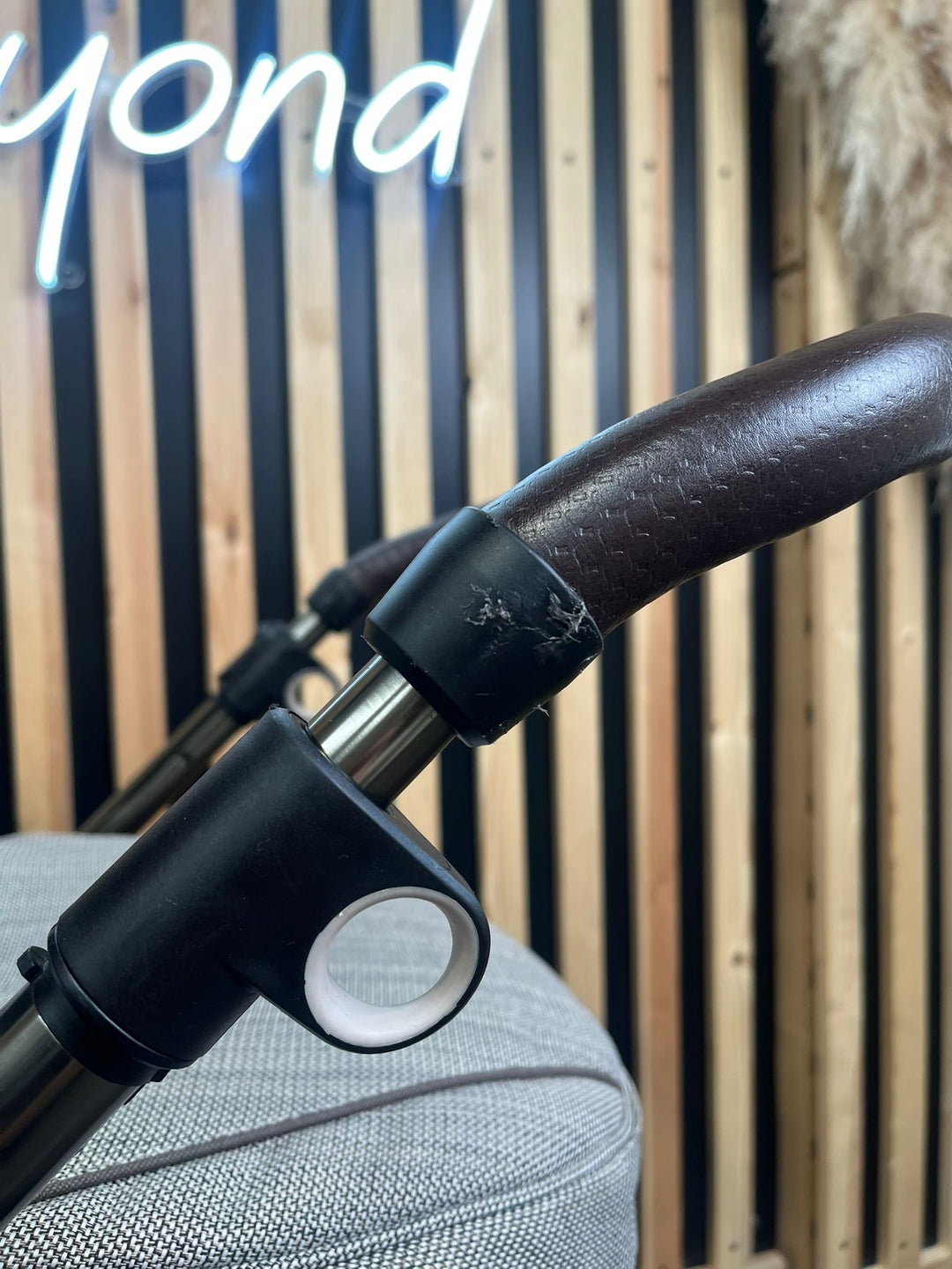 PRE LOVED Silver Cross Pioneer Special Edition Pram + Pushchair - Expedition