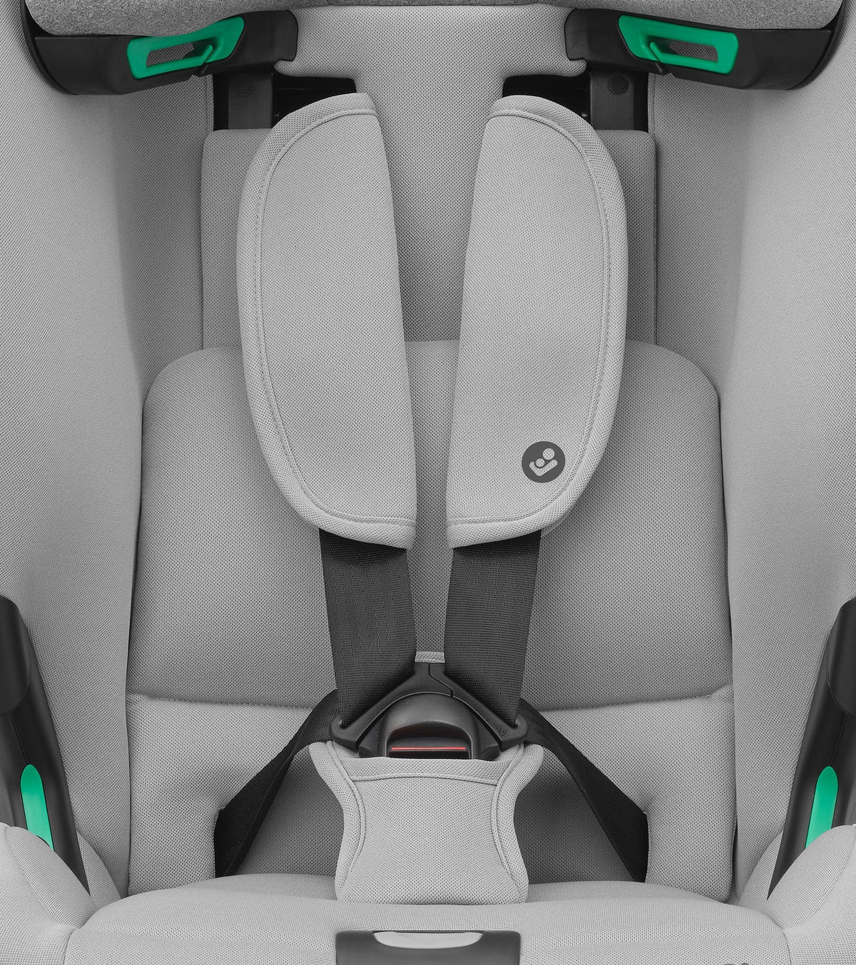 Maxi-Cosi Titan Plus i-Size Car Seat - Authentic Grey