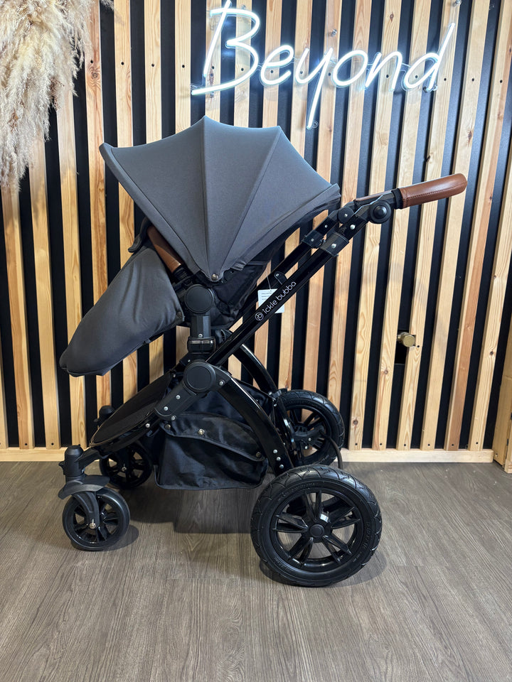 EX DISPLAY Ickle Bubba Stomp Luxe 2-in-1 Travel System - Charcoal Grey/Black/Tan