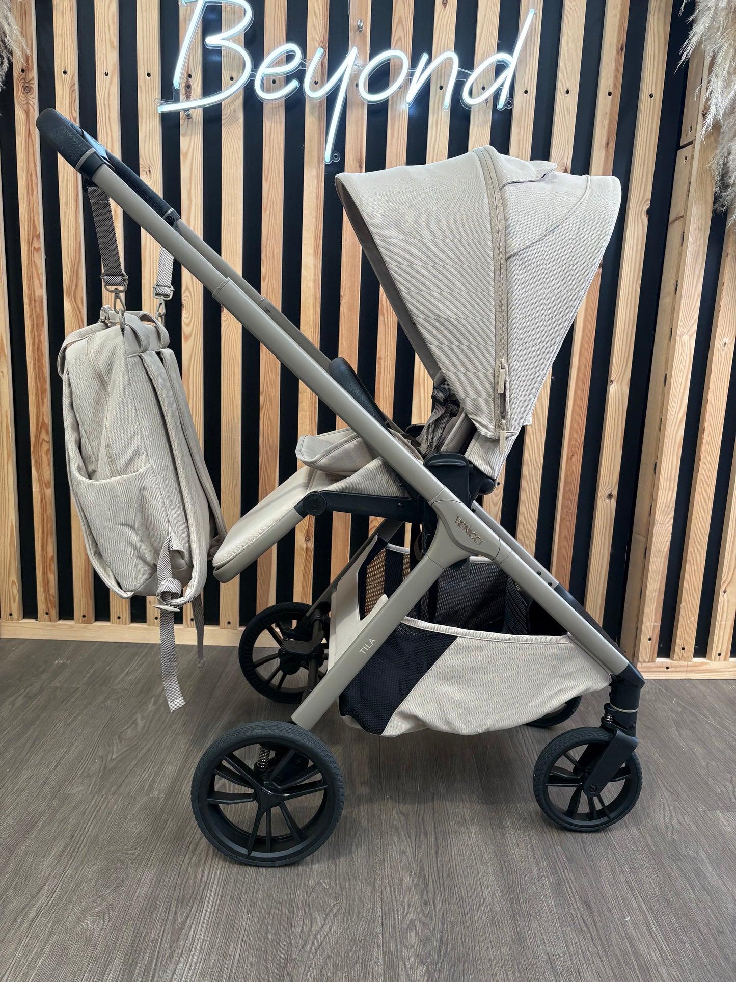 EX DISPLAY Venicci Tila Pram, Pushchair & Accessories - Latte
