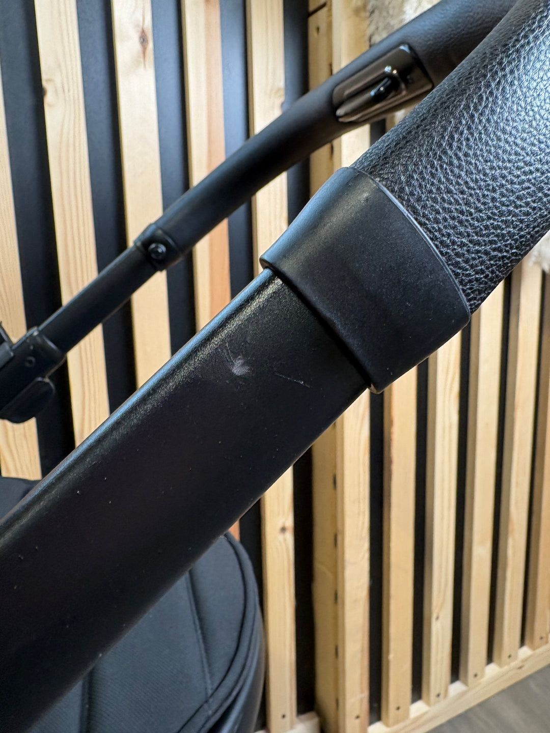 PRE LOVED iCandy Peach 7 Travel System - Jet/Black