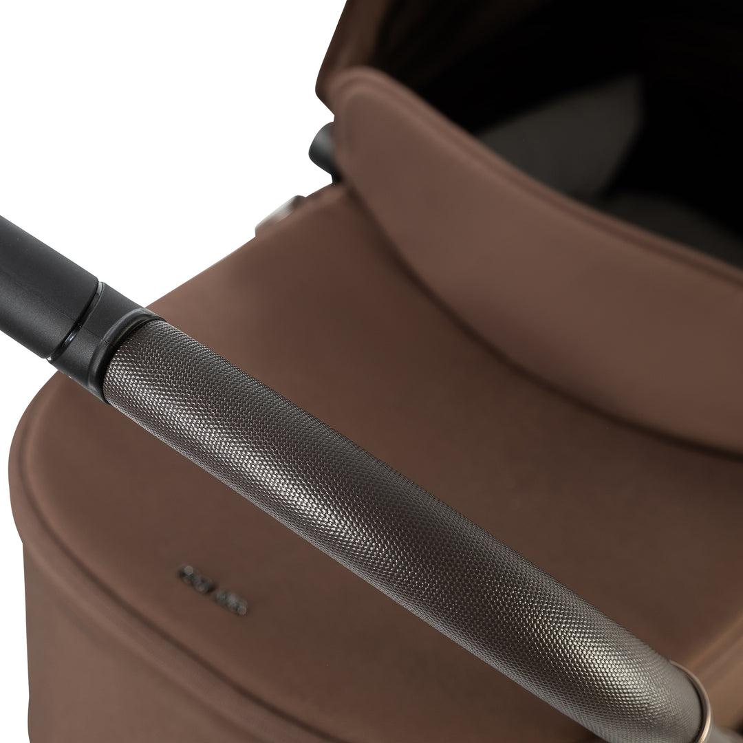 Redkite Push Me Cruise Complete Essentials Baby Bundle Inc Spin Base - Chestnut