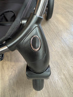 PRE LOVED egg2 Travel System - Seagrass