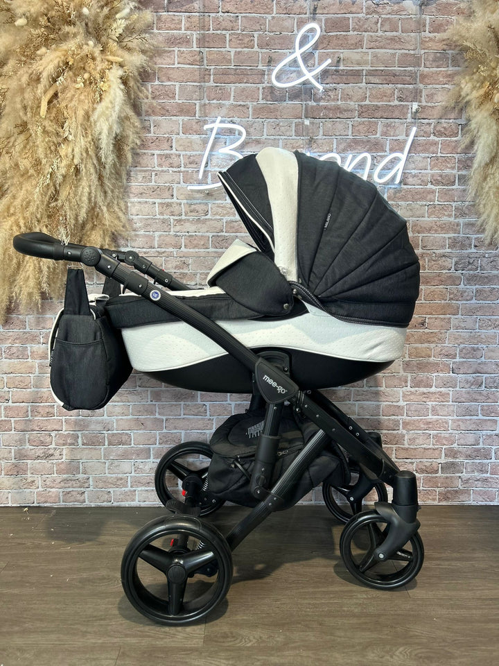 EX DISPLAY Mee-Go
Milano Travel System - Denim/White