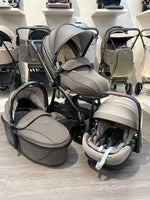 PRE LOVED egg3 Travel System - Chocolate Velvet