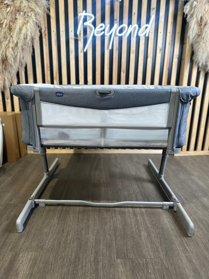 EX DISPLAY Chicco Next2Me Twins Bedside Crib - Magnet Grey