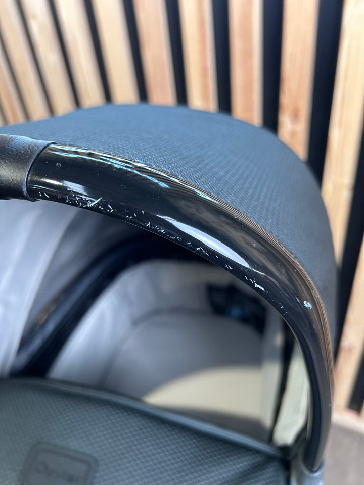 PRE LOVED Oyster3 Pram + Pushchair - Pixel