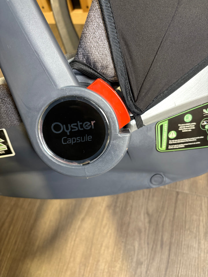 PRE LOVED Babystyle Oyster3 Travel System - Fossil