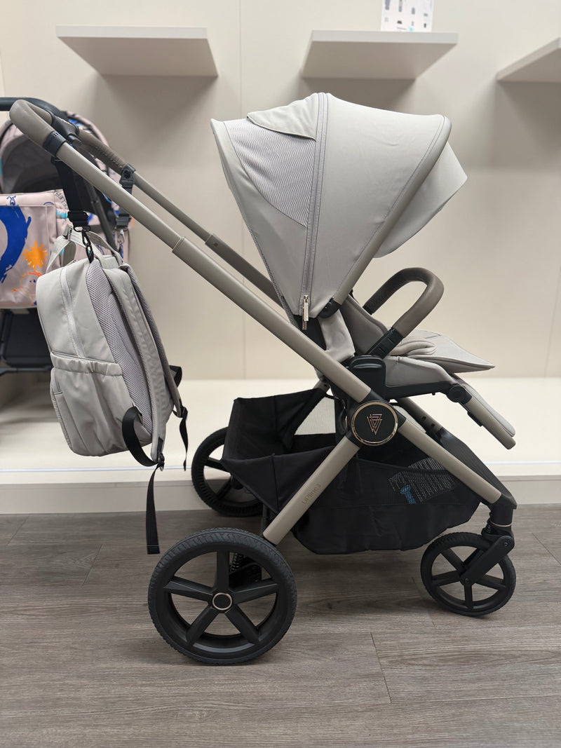 EX DISPLAY Venicci Upline3 Pram, Pushchair + Accessories - Pebble
