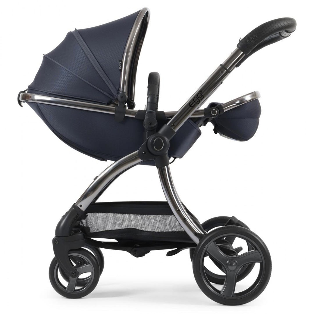 egg 3 Luxury Cloud T i-Size Travel System Bundle - Celestial + FREE OVERNIGHT BAG WORTH £125!