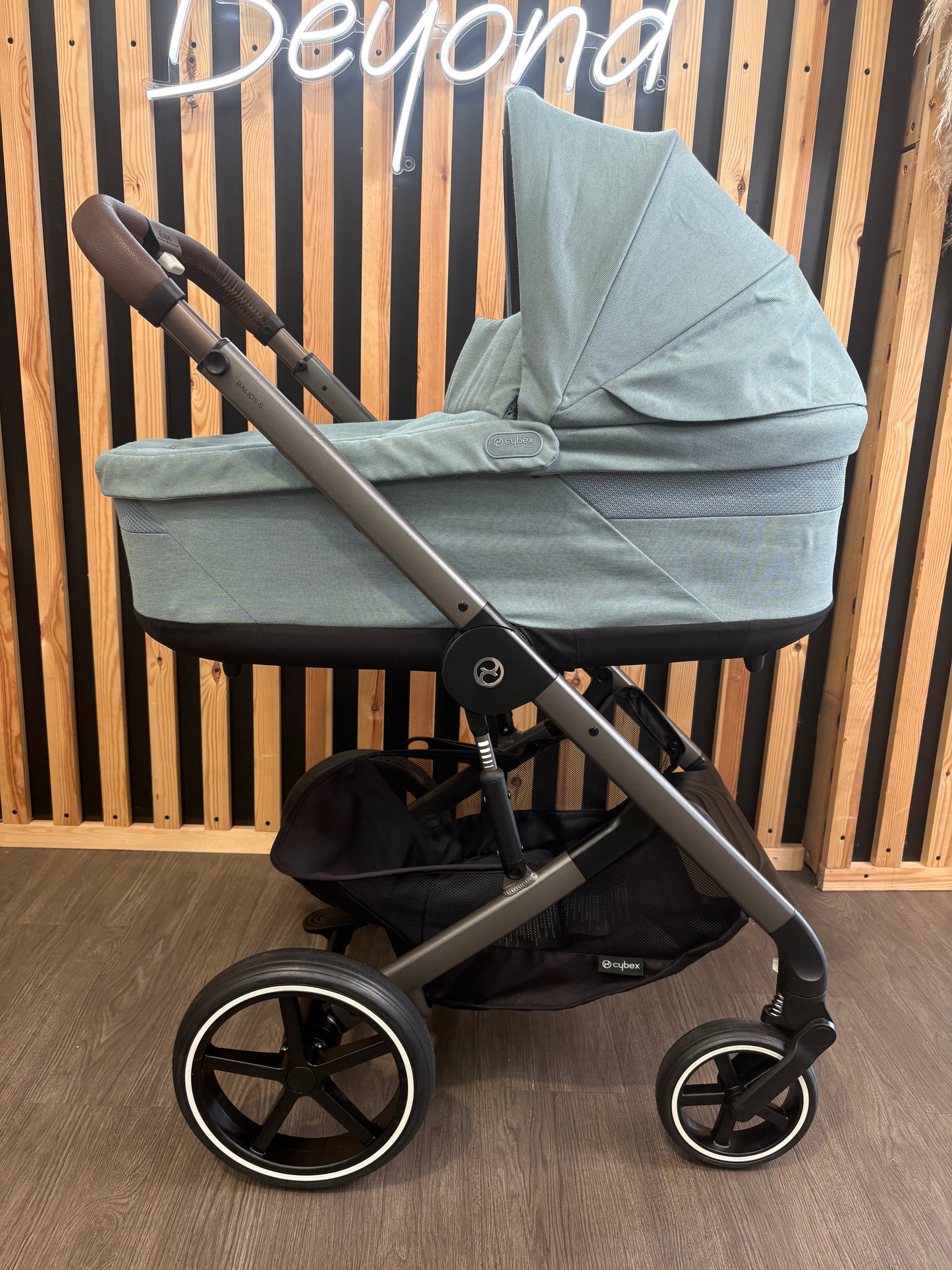 PRE LOVED Cybex Balios S 2-in-1 Travel System - Stormy Blue