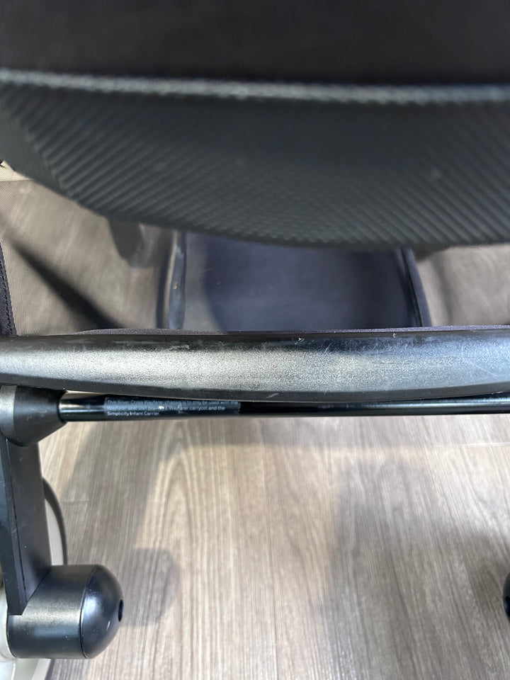 PRE LOVED Silver Cross Wayfarer Travel System - Camden